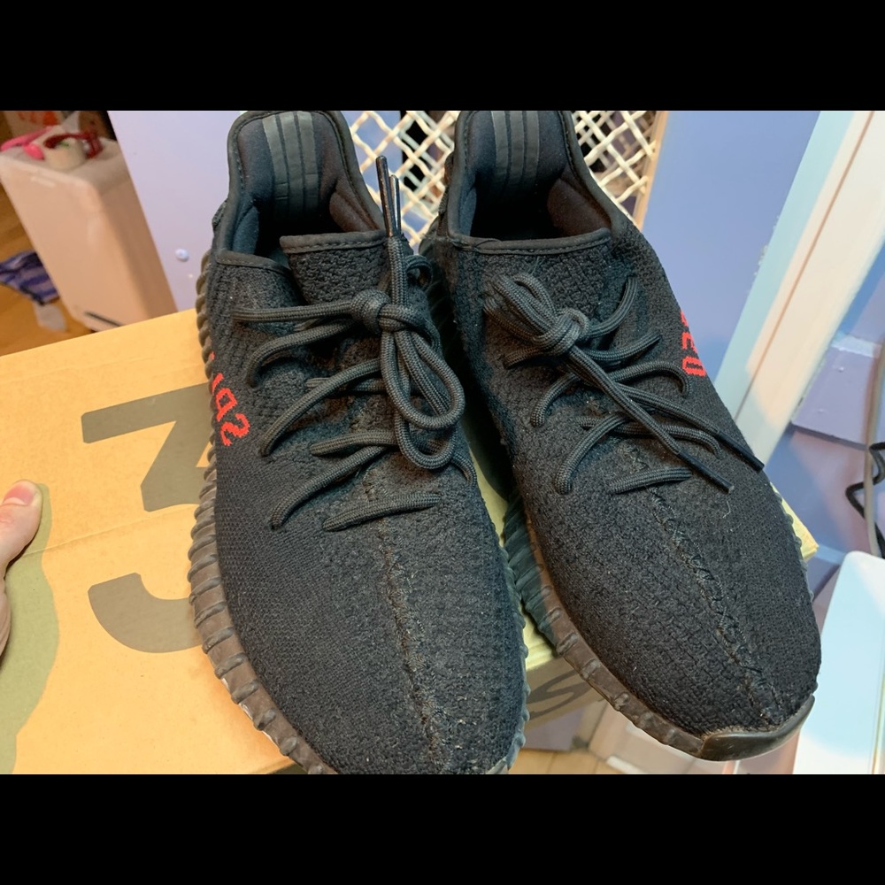 Yeezy 350 V2